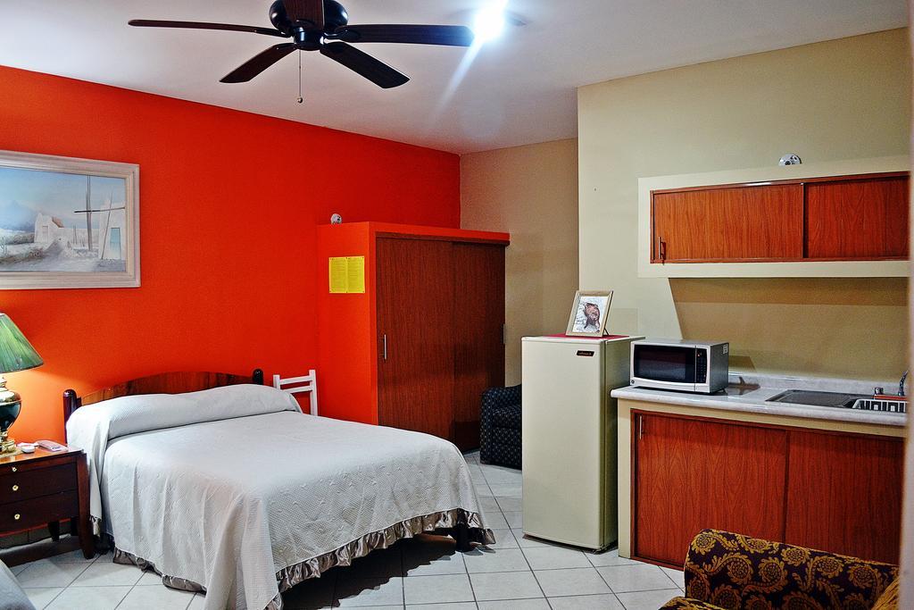 Hotel Marina Del Sol La Paz B.C.S Номер фото